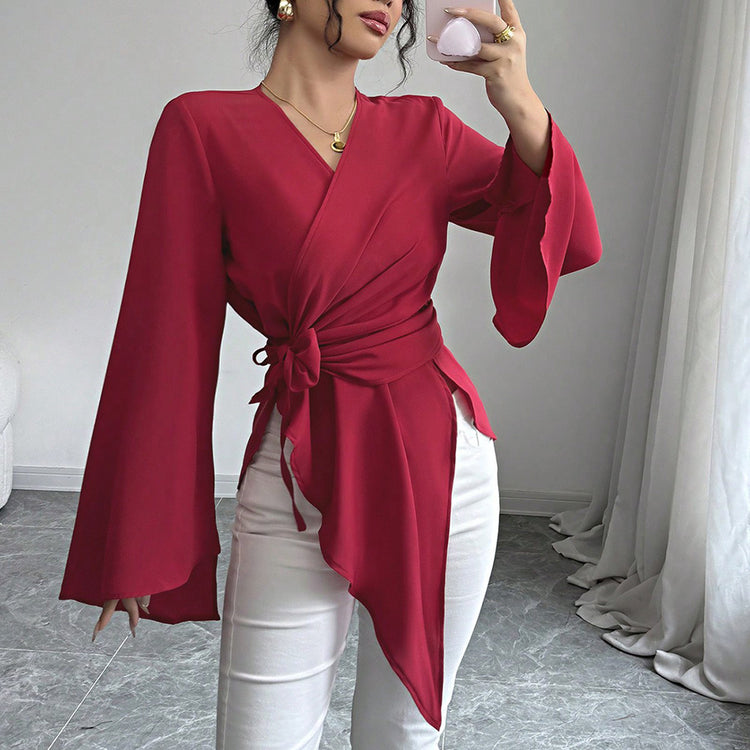 "Haut femme satin élégant - vue rapprochée"