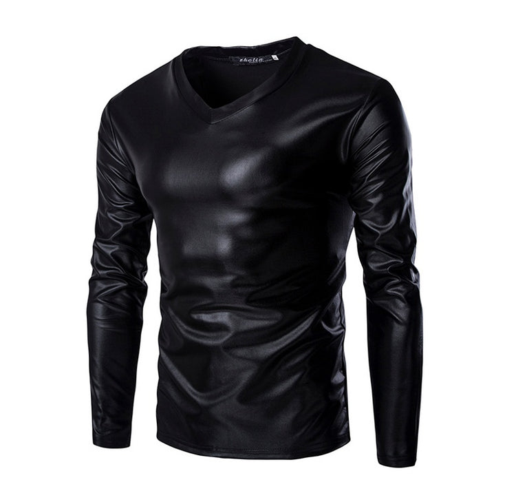 "Zoom tissu métallique doré veste bomber - texture brillante luxe"
