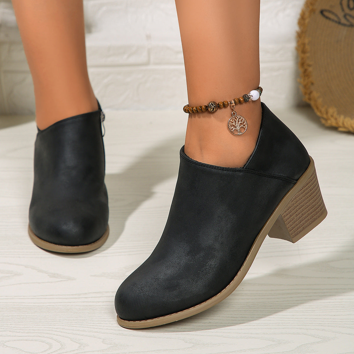 Bottes Tendance Femme - Talon Bas Bout Rond Élégantes